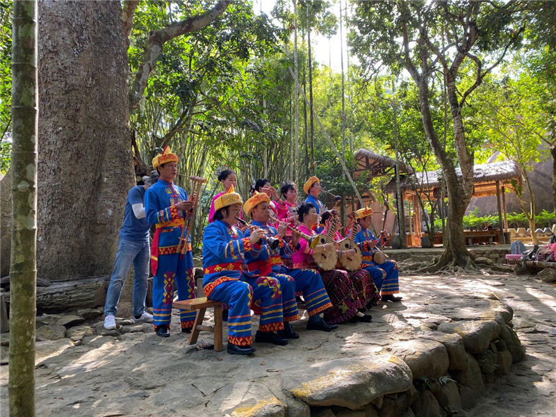 6、央視大型紀錄片《中國影像方志》取景檳榔谷 打造保亭文化“影像名片”